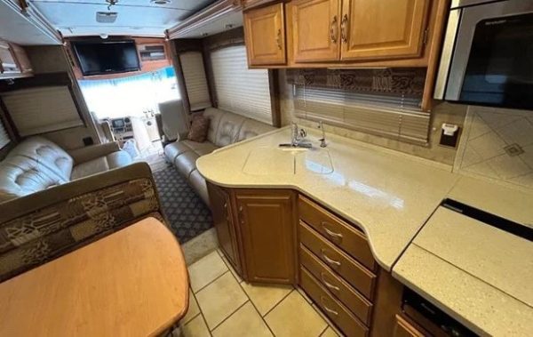 2007 WINNEBAGO TOUR 40KD - Image 16