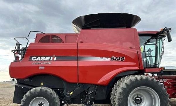 2015 CASE IH 6140 - Image 6