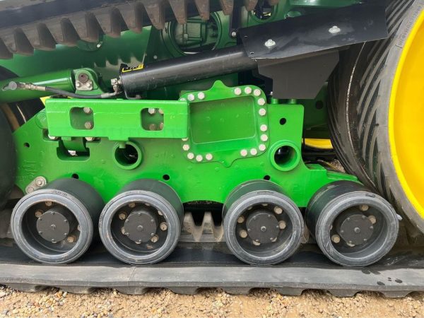 2016 JD 9570RT Track Tractor - Image 6