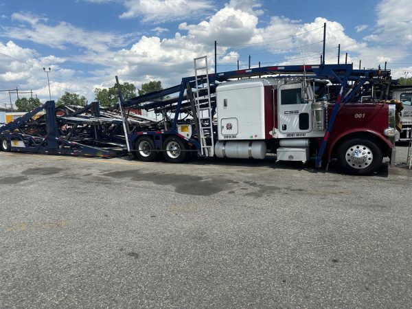 2006 Peterbilt 379 - Image 2