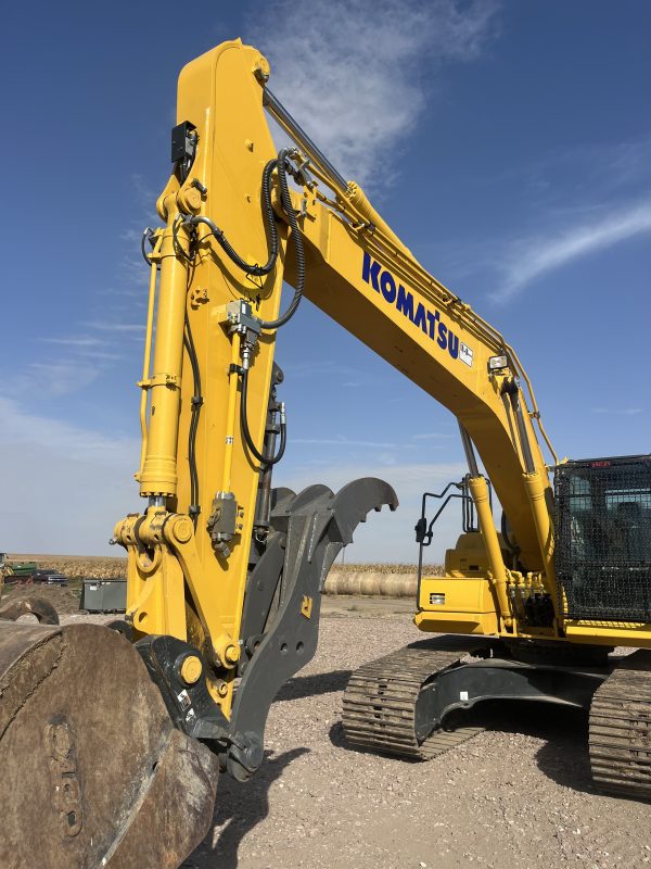 2023 Komatsu pc210 excavator - Image 7