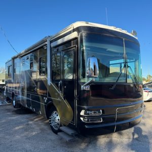 2004 NATIONAL RV TROPICAL 370