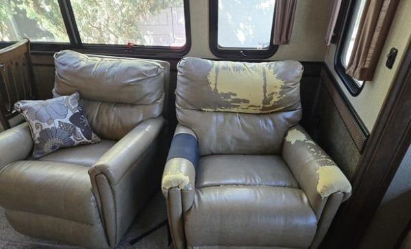 2015 HEARTLAND BIGHORN 3160EL - Image 5