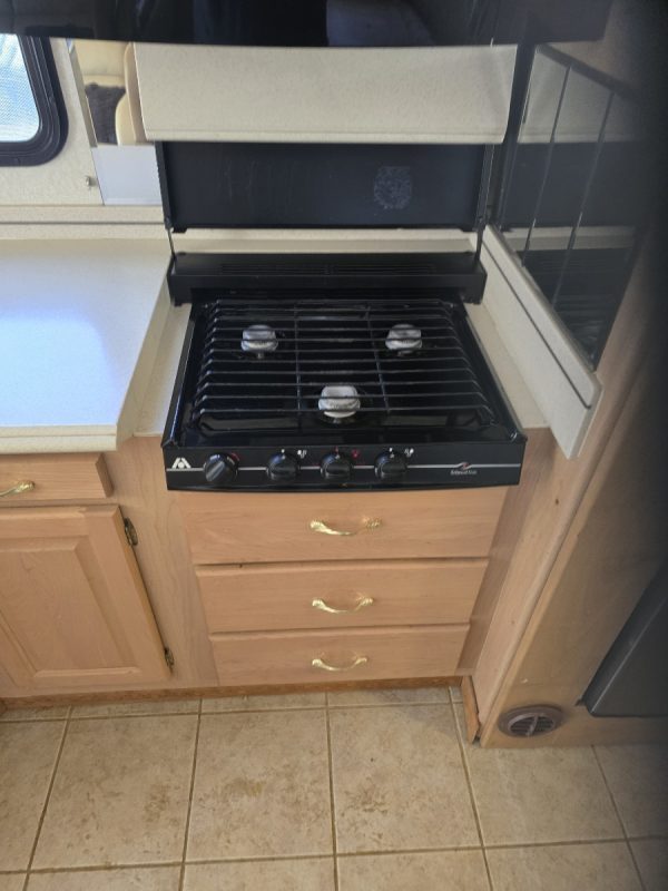 2004 NATIONAL RV TROPICAL 370 - Image 24