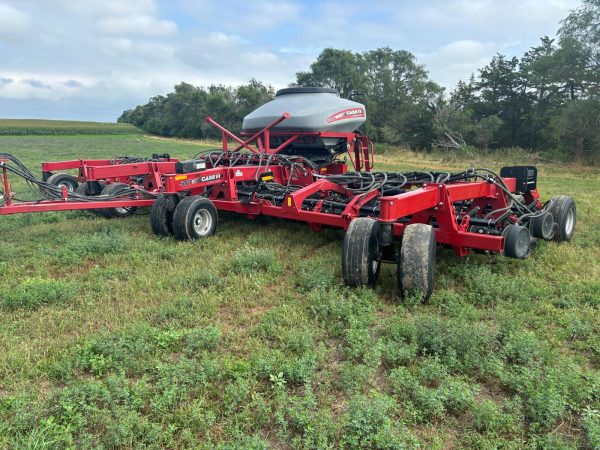 2022 Case 500T Air Drill - Image 3