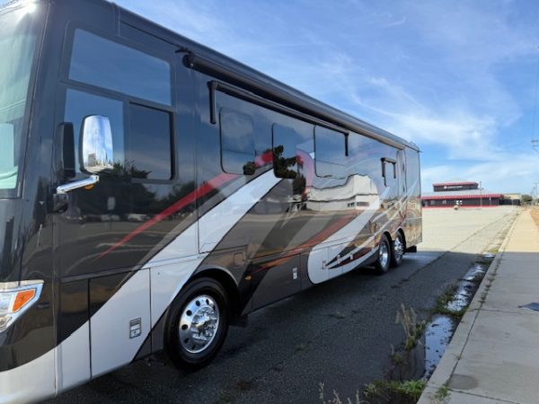 2019 NEWMAR VENTANA 4037 - Image 17
