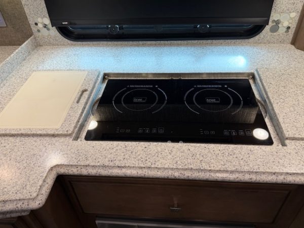 2019 NEWMAR VENTANA 4037 - Image 29