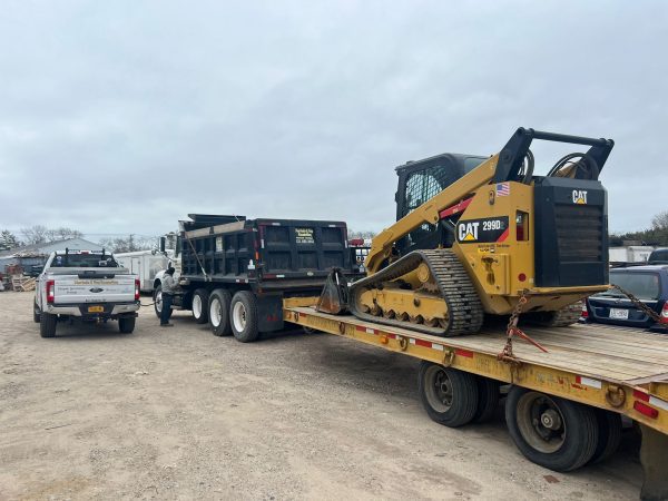 2006 Mack Granite CV713 Dump Truck  with Trailer - Image 2