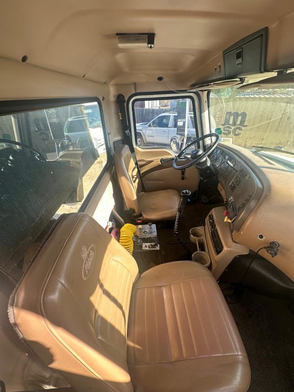 2006 Mack Granite CV713 Dump Truck  with Trailer - Image 26