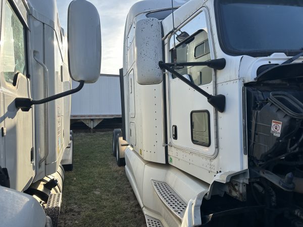 2010 Kenworth t 660 - Image 4
