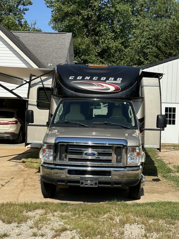 2018 Coachmen, Concord, Class C 300TS Motorhome.