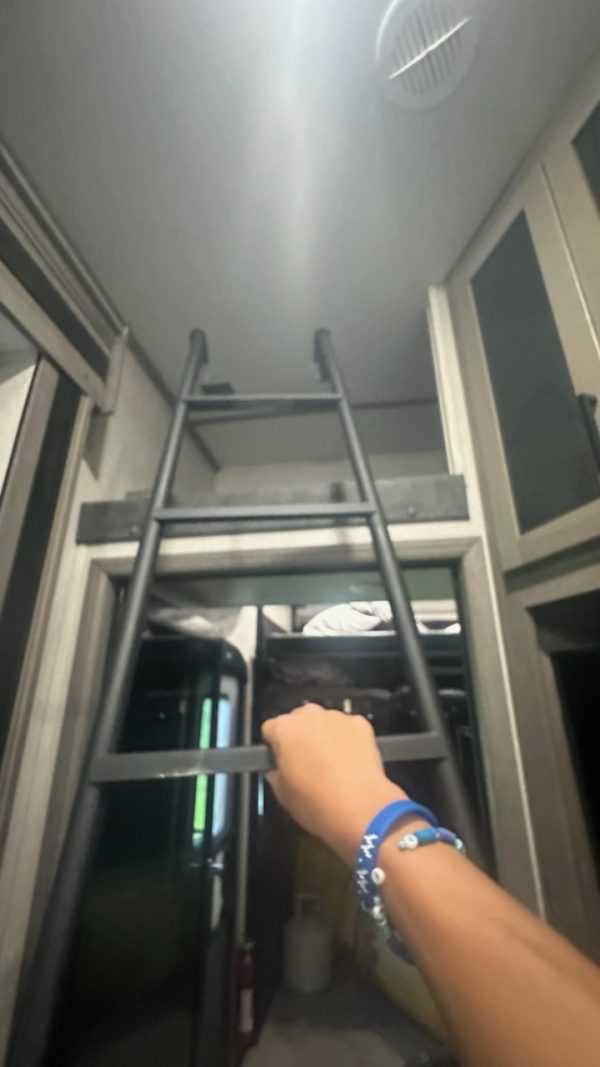 2020 KEYSTONE RV CO RAPTOR 356 - Image 23