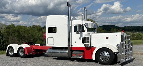 2000 Peterbilt  379 EXHD - Image 18