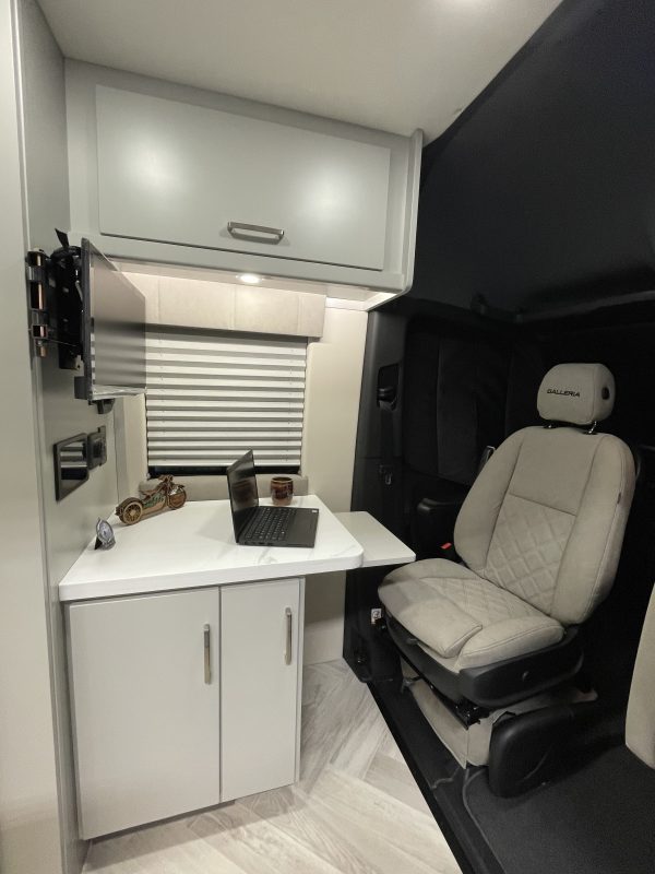 2025 COACHMEN GALLERIA LI3 24A - Image 17
