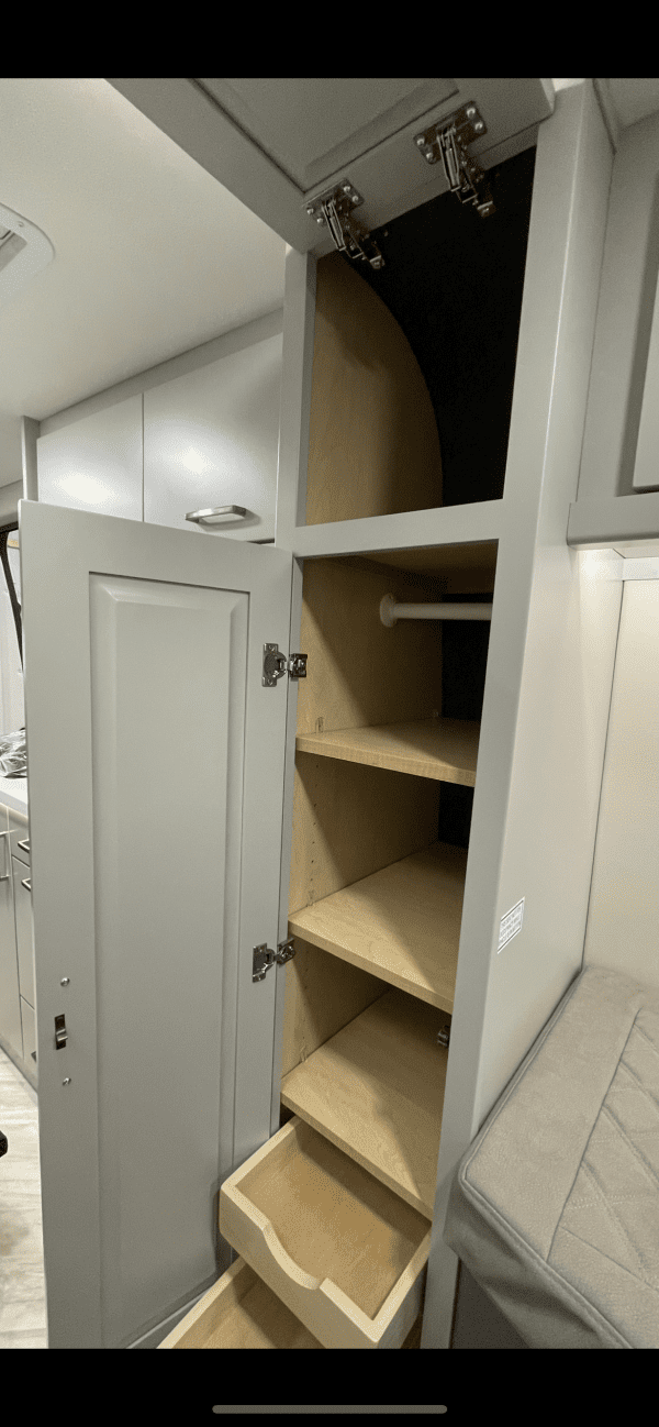 2025 COACHMEN GALLERIA LI3 24A - Image 30