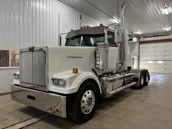 2022 WESTERN STAR 4900EX - Image 7