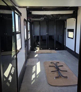 2020 DUTCHMEN VOLTAGE 3915 - Image 13