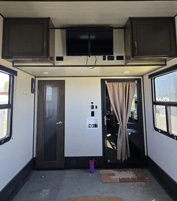 2020 DUTCHMEN VOLTAGE 3915 - Image 14