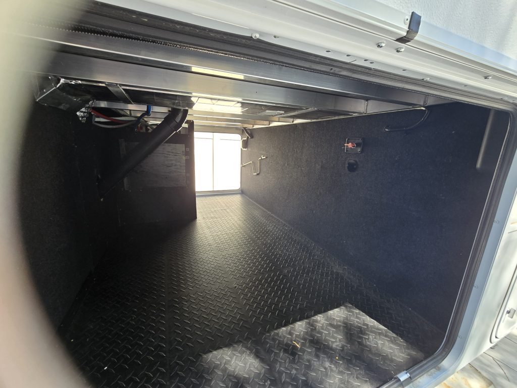 2024 Grand Design Solitude SClass 2930RL - Image 3