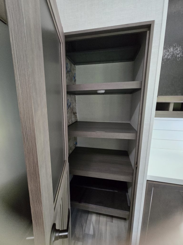 2024 Grand Design Solitude SClass 2930RL - Image 14