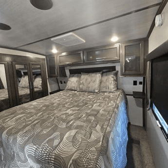 2020 DUTCHMEN VOLTAGE 3915 - Image 9