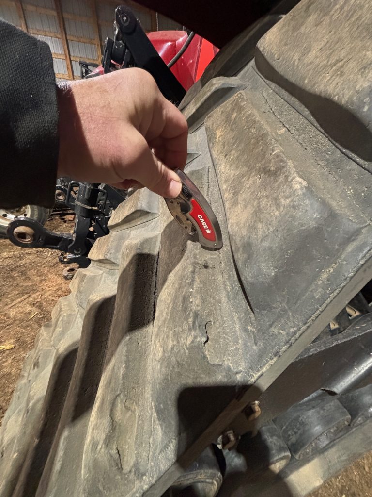 2016 CIH 340 RowTrac Tractor - Image 8