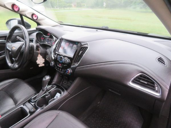2017 Chevy Cruze - Image 42