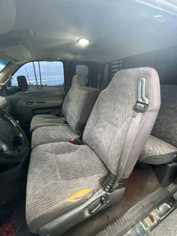 1999 Dodge Laramie 3500 - Image 11