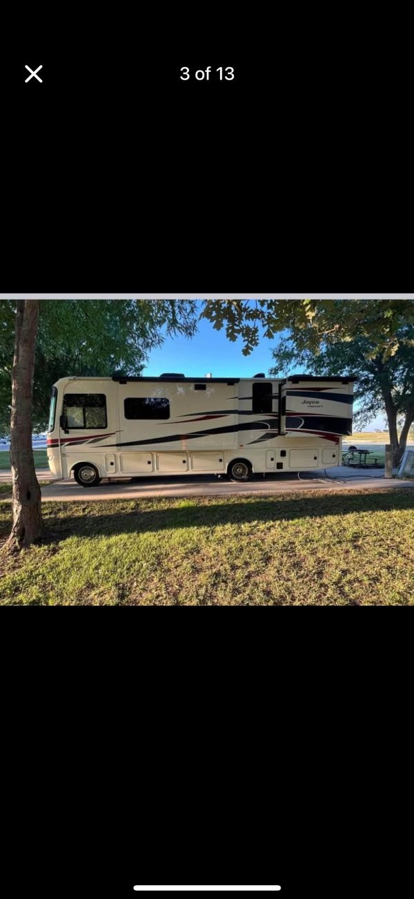 2016 Jayco - Image 4