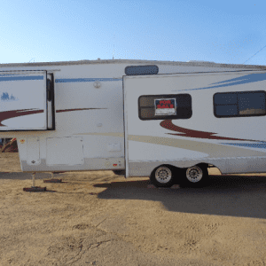 2006 Cardinal 5th Wheel Hitch Camper