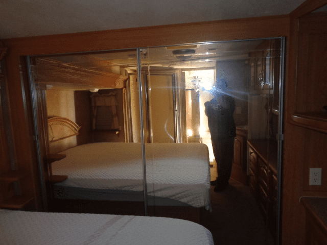 2006 Cardinal 5th Wheel Hitch Camper - Image 23