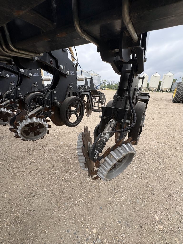 2022 YETTER 2984 - Image 2