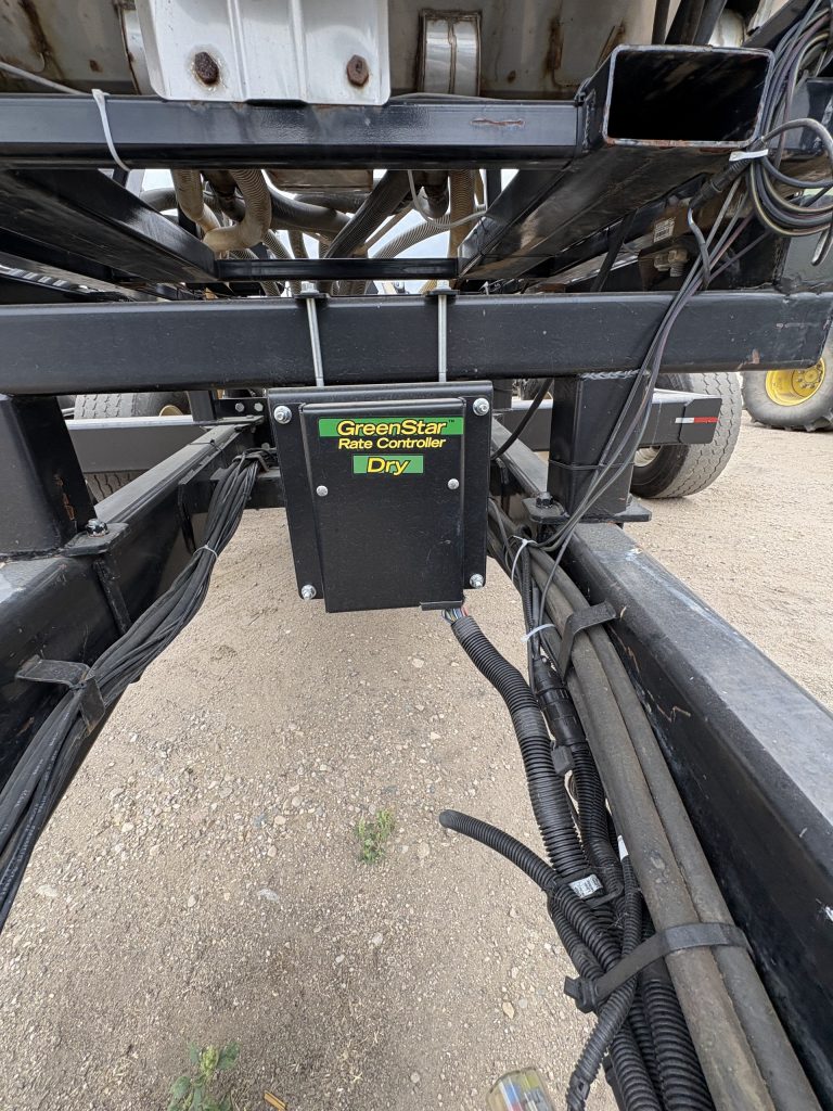 2022 YETTER 2984 - Image 5