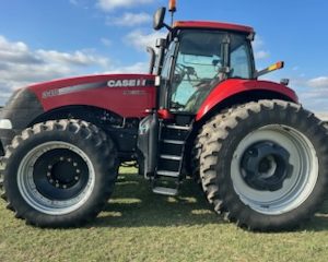 2011 Case IH Magnum 340 MFWD Tractor