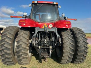 2011 Case IH Magnum 340 MFWD Tractor - Image 8
