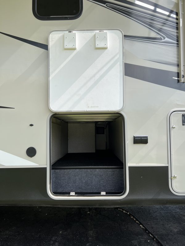 2020 Jayco 403T - Image 2