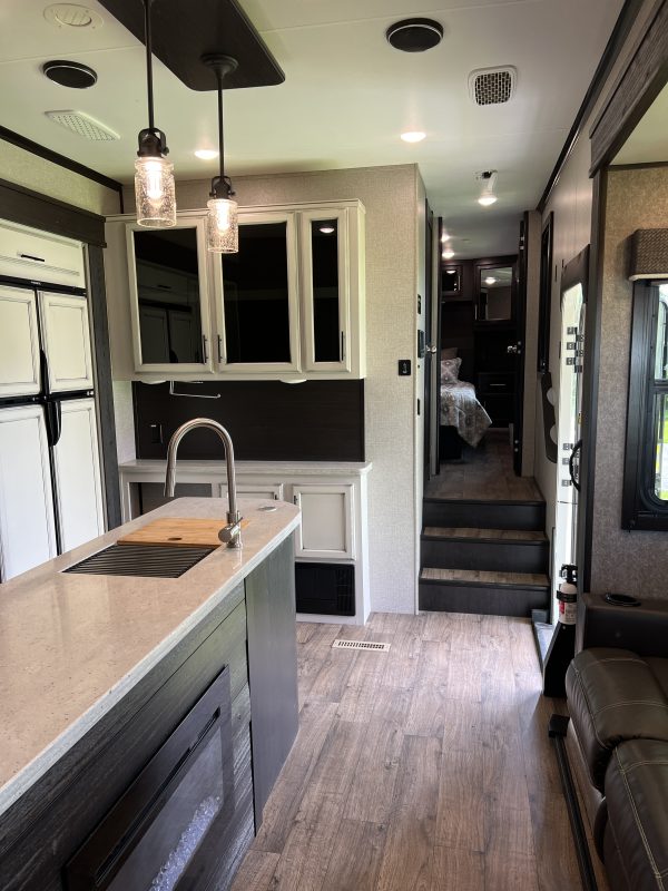 2020 Jayco 403T - Image 5