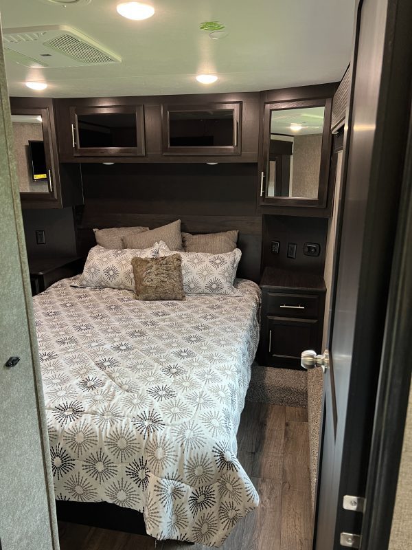2020 Jayco 403T - Image 8