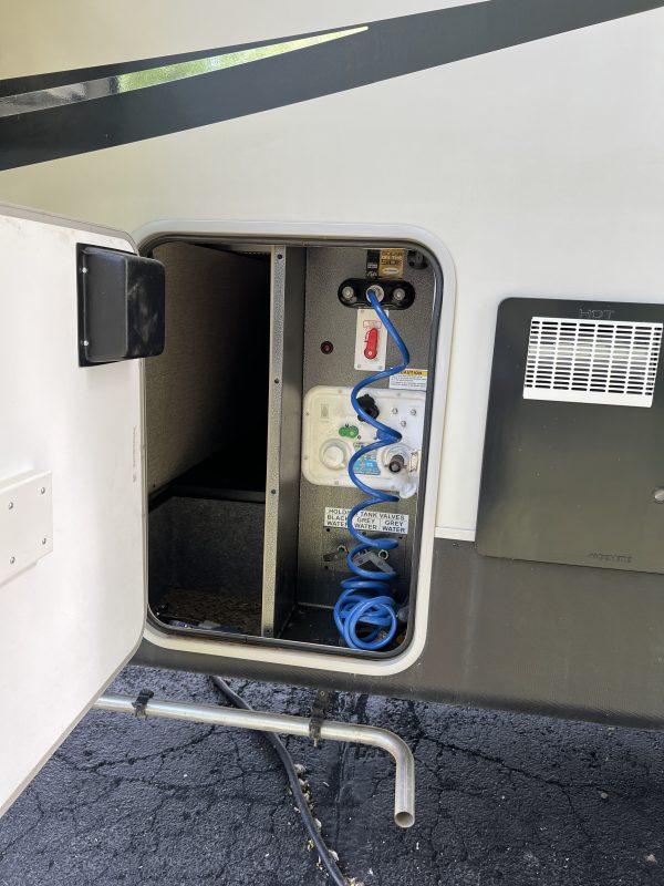 2020 Jayco 403T - Image 14