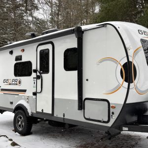2022 FOREST RIVER ROCKWOOD GEO PRO 20FBS
