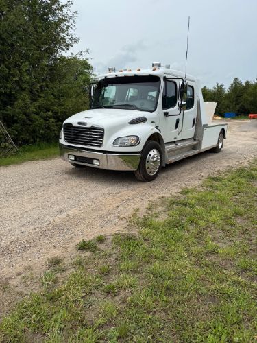 2007 FREIGHTLINER BUSINESS CLASS M2 106 MOUNTAIN MASTER CONVERTION - Image 2