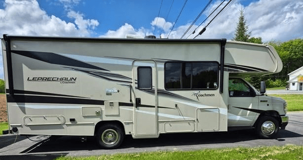 2023 COACHMEN LEPRECHAUN 260DS