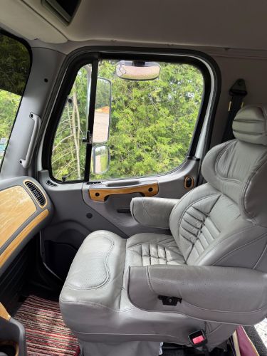 2007 FREIGHTLINER BUSINESS CLASS M2 106 MOUNTAIN MASTER CONVERTION - Image 20