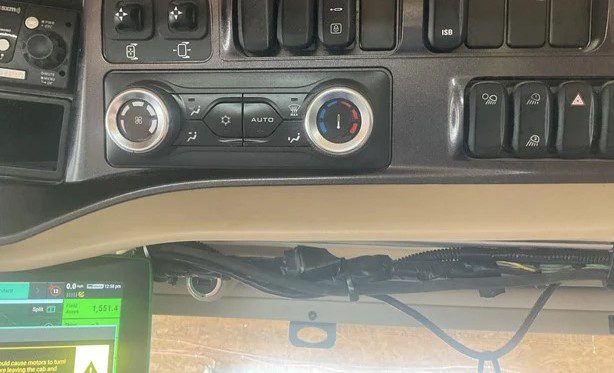 2024 CASE IH MAGNUM 380 AFS CONNECT CVX - Image 9