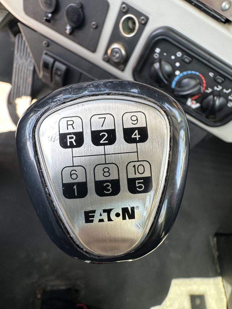 2019 Western Star 4900SF Day Cab - Image 19