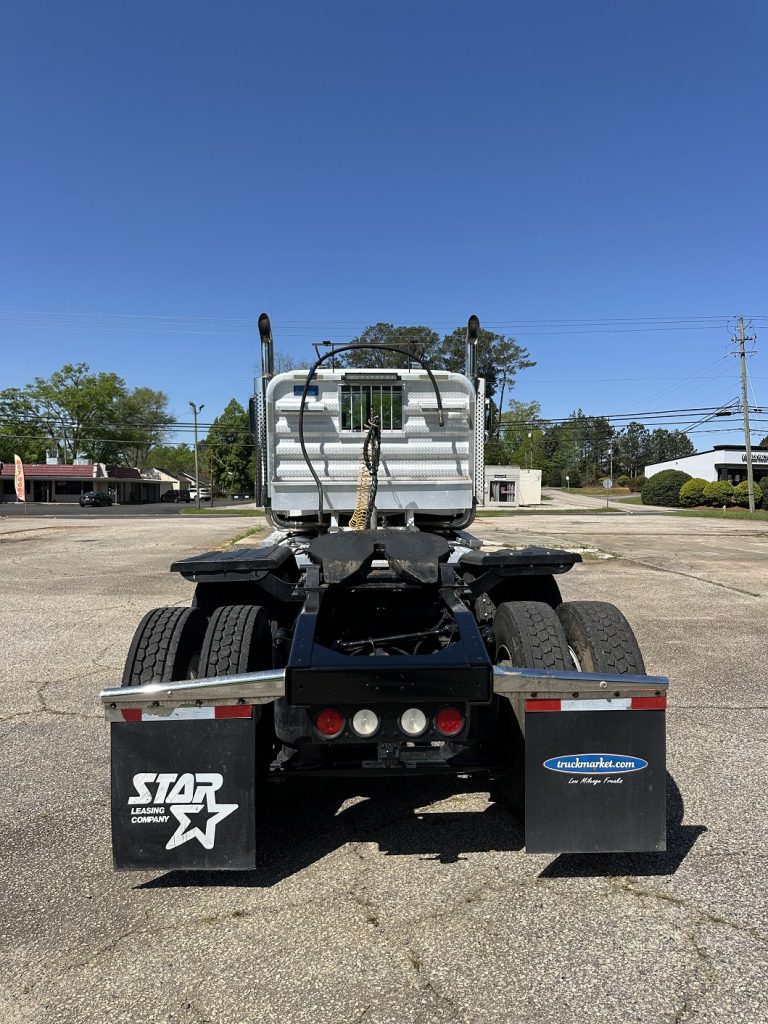 2019 Western Star 4900SF Day Cab - Image 5