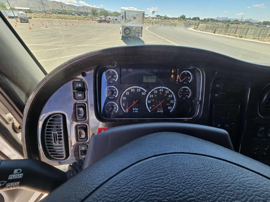 2007 FREIGHTLINER BUSINESS CLASS M2 106 - Image 6