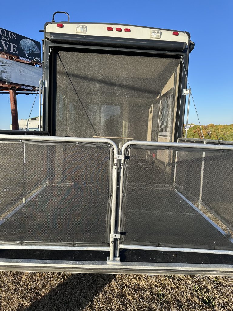 2014 HEARTLAND CYCLONE HD EDITION 4100 - Image 12