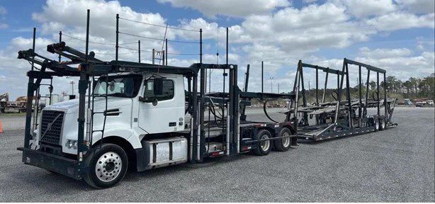 2014 VOLVO VAH62200