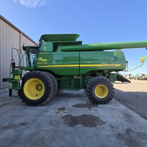 2011 John Deere 9770